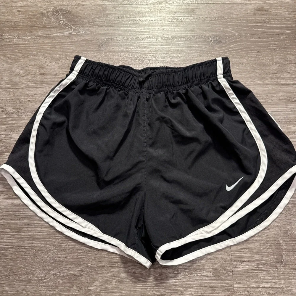 Nike Running Shorts Womens Small Black Polyester Dri-FIT Brief-Lined Tempo 3